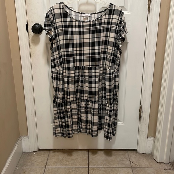Chic Soul Dresses & Skirts - Chic Soul dress. Black and white plaid tiered dress.